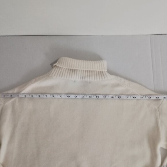 InCashmere 100% Cashmere Cream Roll Neck Sweater Women’s Size M NWT - Picture 11 of 16